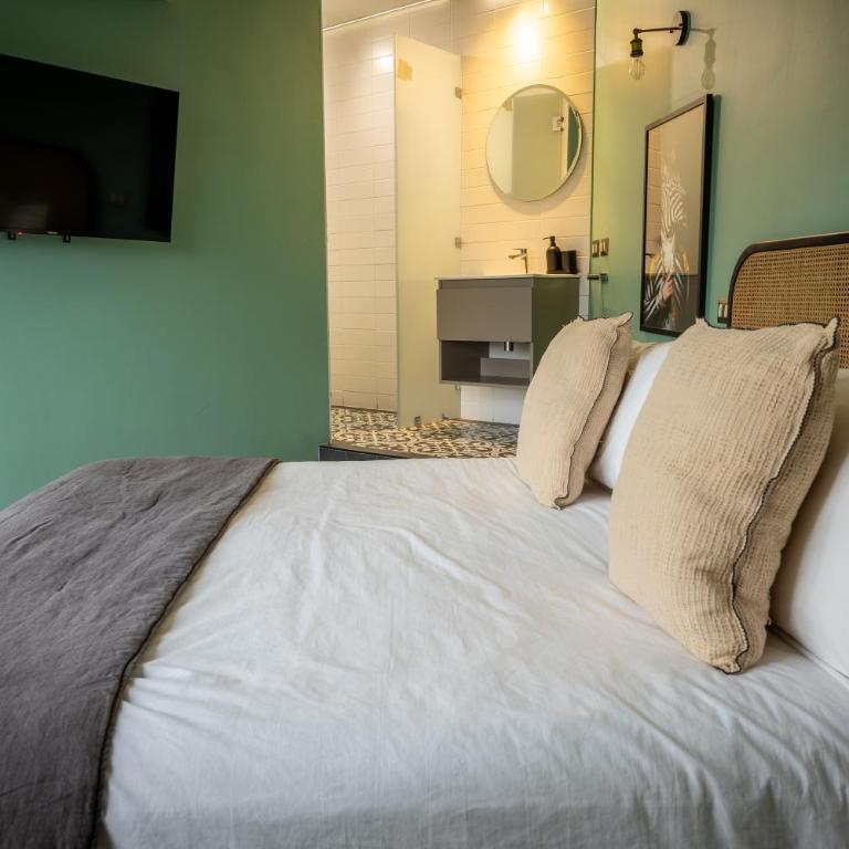 Apart Hotel Dresden - Two-Bedroom Deluxe Apartment - 27