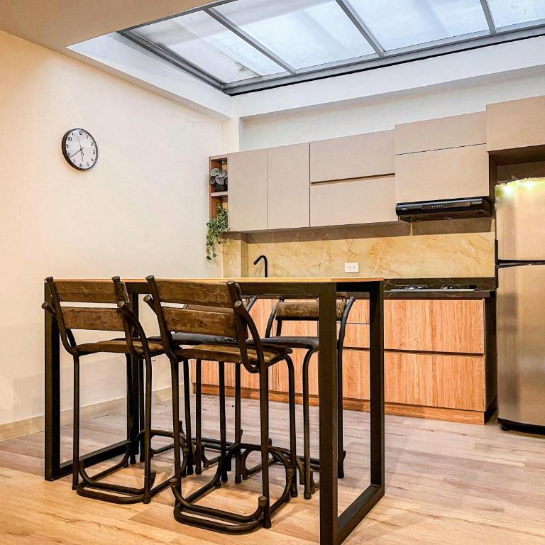 Vive Medellin apartamento - Two-Bedroom Apartment - 5