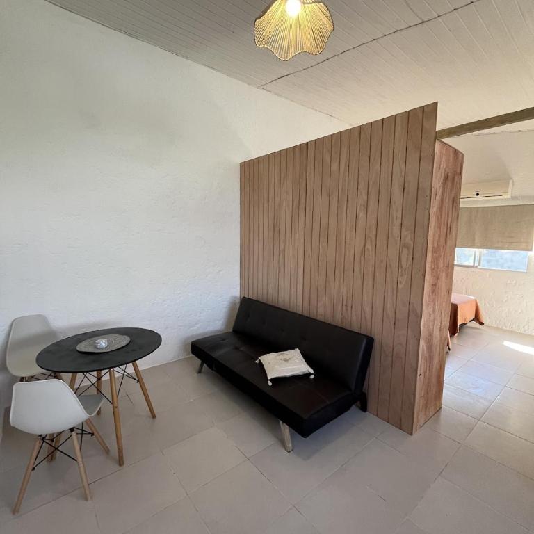 Cozy Guesthouse with Pool - 1 Block to Beach - Casa de 2 dormitorios - 10