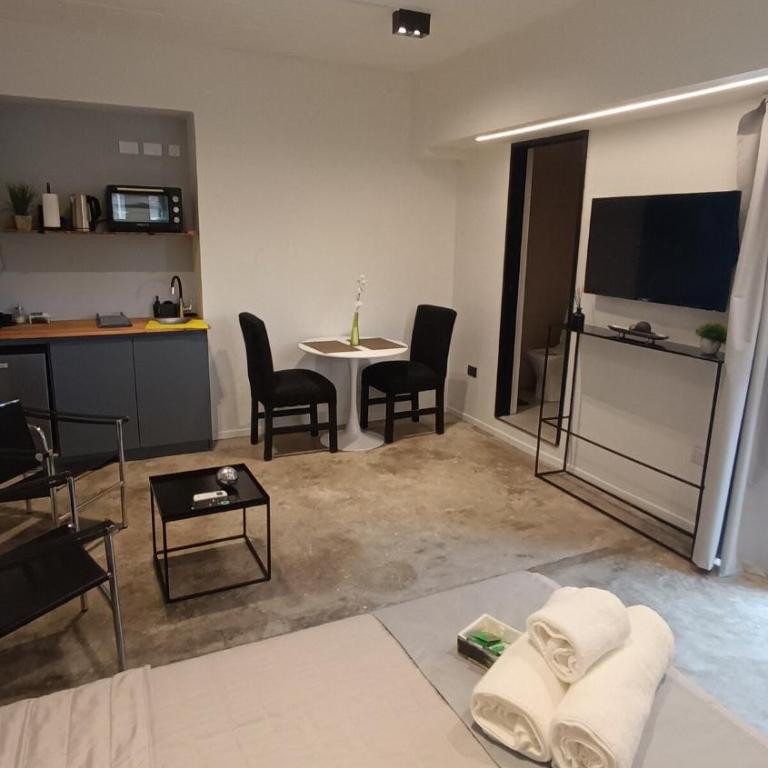"Complejo Casa Roca mdq" Monoambiente en la mejor zona de Mar del Plata - One-Bedroom Apartment - 1