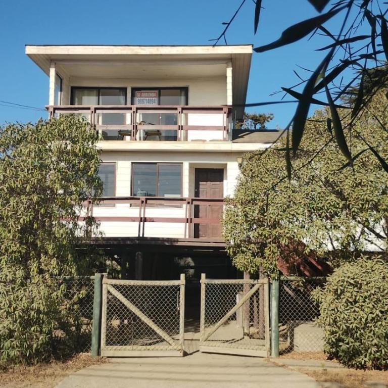 Casa playera - Four-Bedroom House - 14
