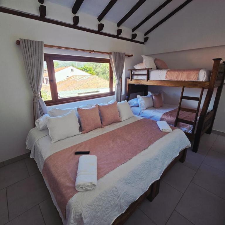 Casa Hotel La Morada - Family Room - 5