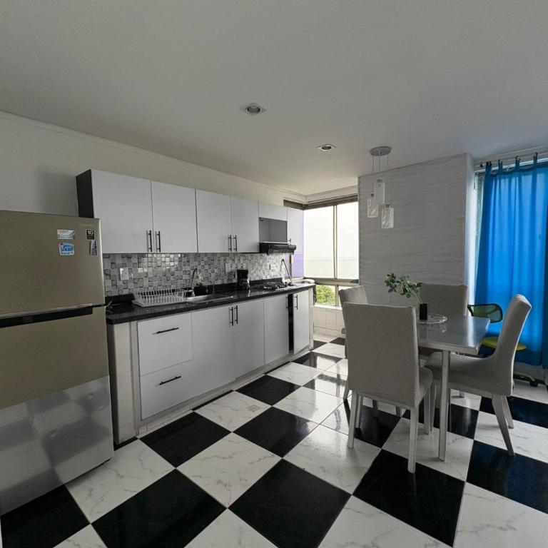 MnM Vacation Rentals - One-Bedroom Apartment - 4