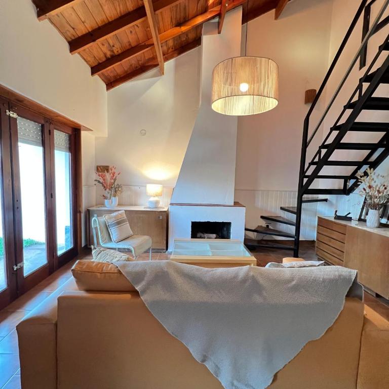 Hermosa casa a 300 metros del mar con cochera Se requiere reserva - Two-Bedroom House - 2