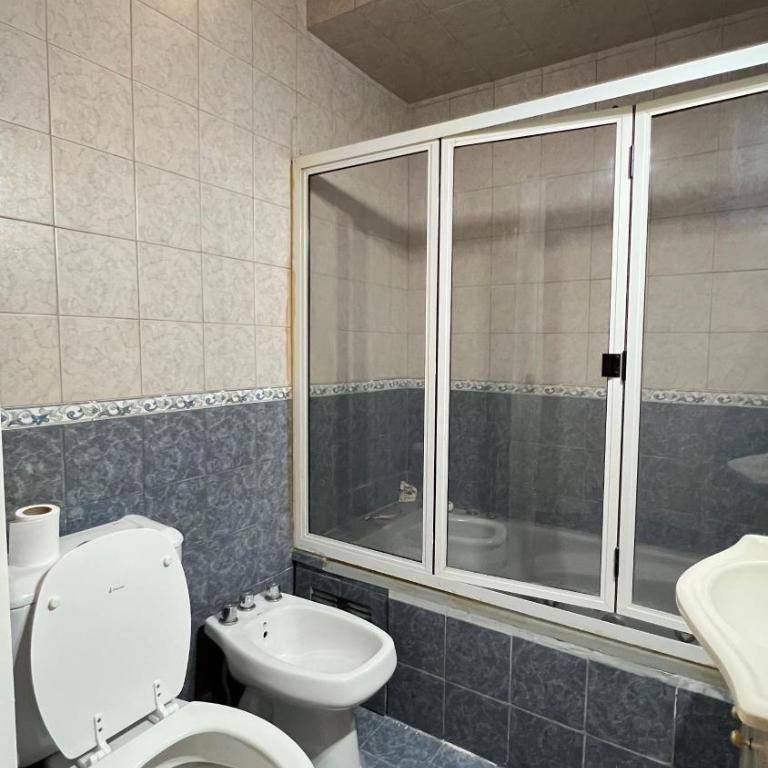 Hermosa casa a 300 metros del mar con cochera Se requiere reserva - Two-Bedroom House - 13
