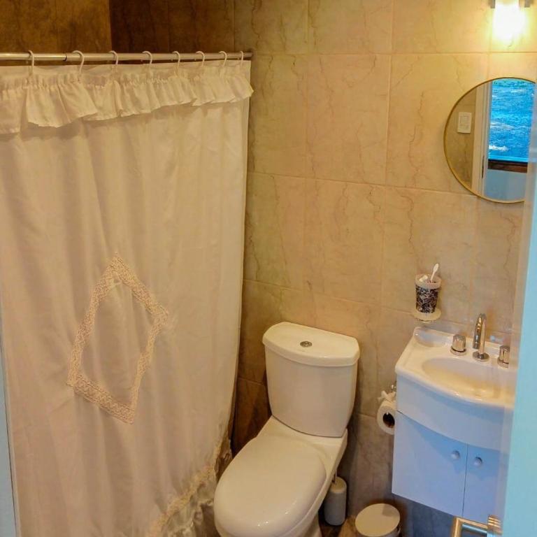 Casa Cabaña Los Zorzales Santa Clara del Mar-Argentina - Two-Bedroom House - 11