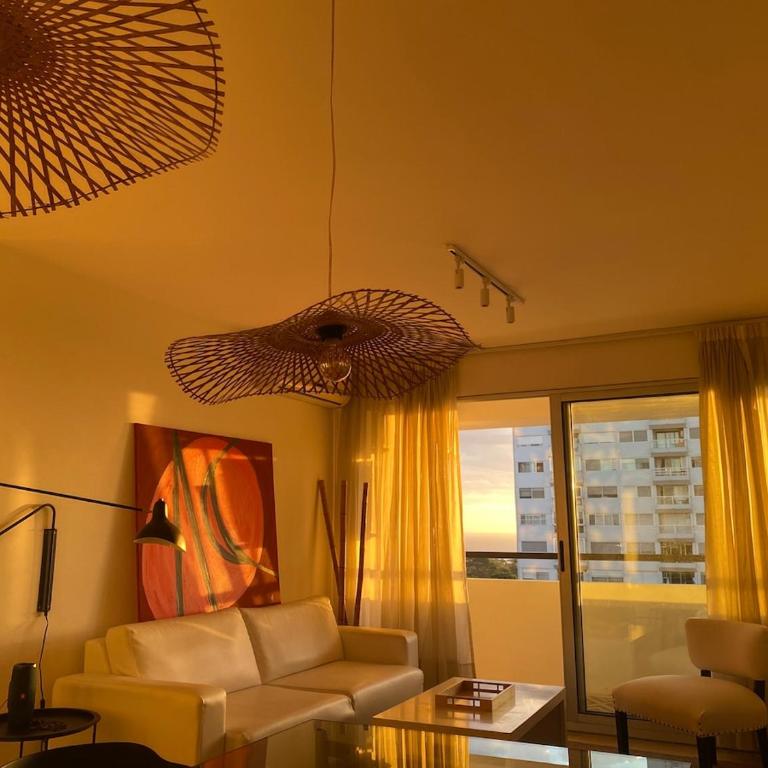 Apartment with ocean views, pool and amenities - Apartamento de 2 dormitorios - 1