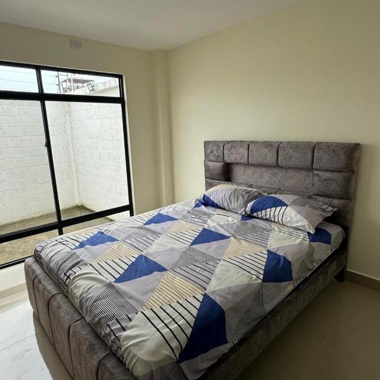 Confortable casa independiente - Three-Bedroom House - 3