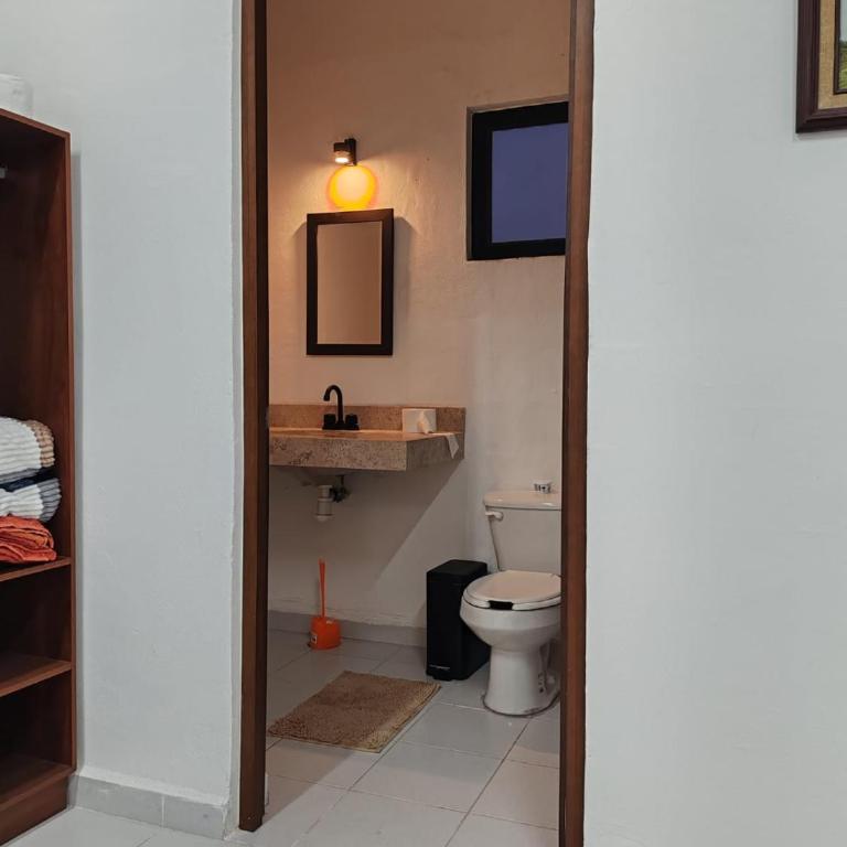 Apartment 5 min from airport, WiFi, Self Check-in - One-Bedroom Apartment - 1