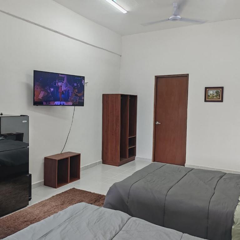 Apartment 5 min from airport, WiFi, Self Check-in - One-Bedroom Apartment - 6