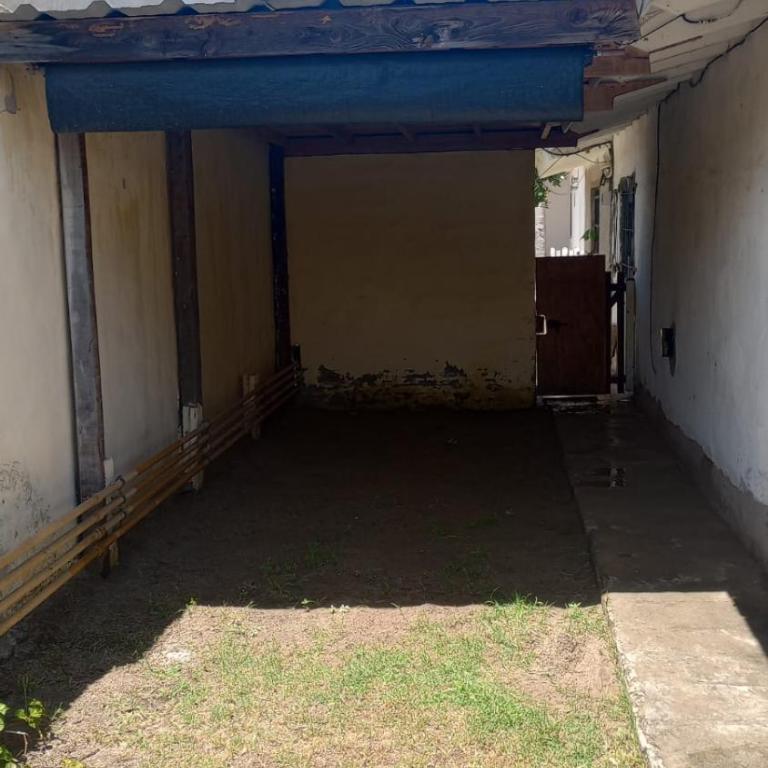 Flores y limones - One-Bedroom Apartment - 7