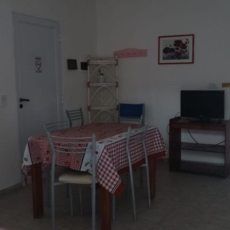 Flores y limones - One-Bedroom Apartment - 13