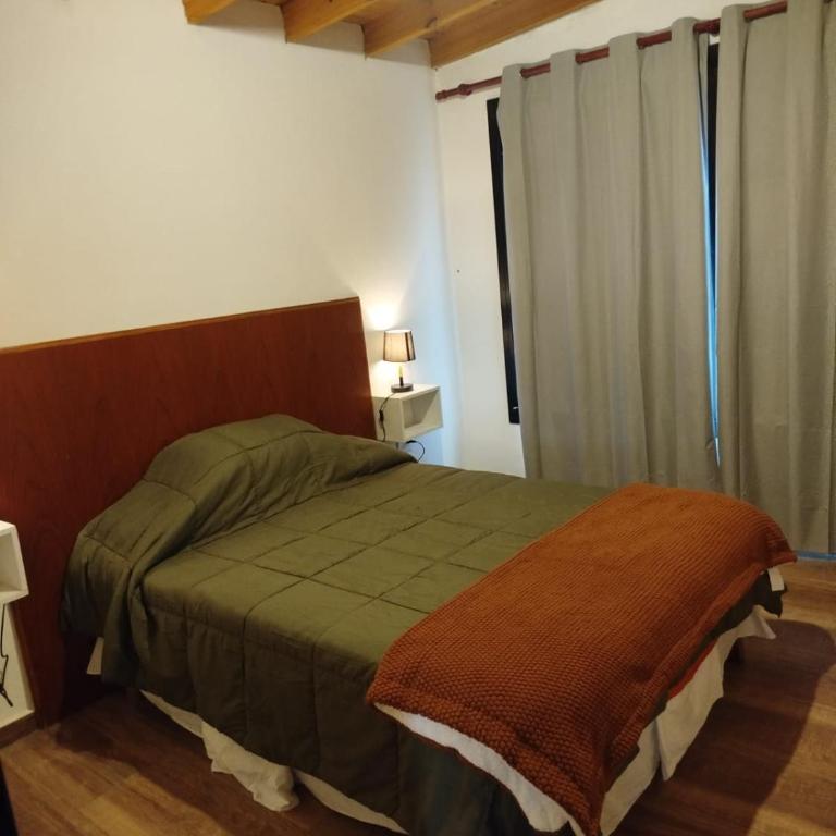 Casa a estrenar En Trapiche - Pileta privada - Casa de 2 dormitorios - 4