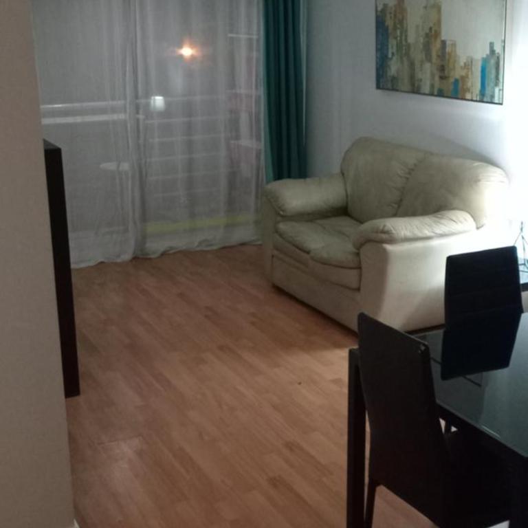 Departamento amoblado - Three-Bedroom Apartment - 4