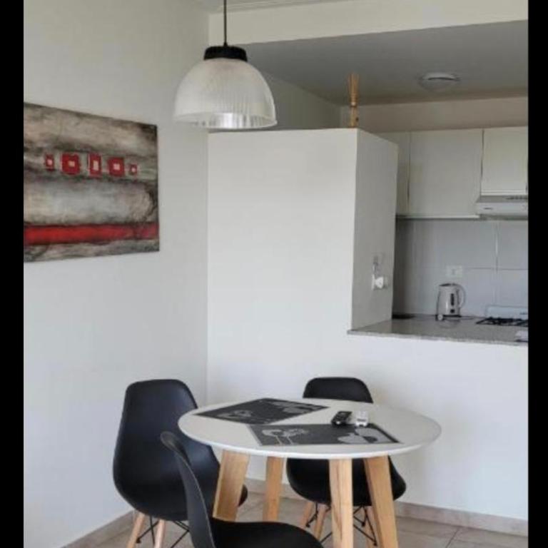 Departamento de un dormitorio con cochera - One-Bedroom Apartment - 3