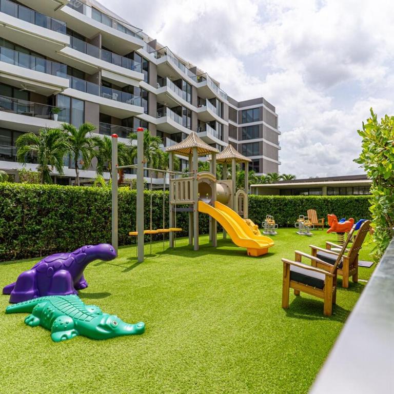 Exclusive 2BR en Morros Eos with Pool & Parking - Two-Bedroom Apartment - 7