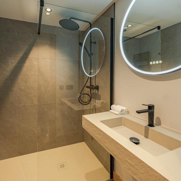 Appartement alpin rénové proche pistes et commerces - Courchevel - FR-1-613A-42 - Apartment - 14