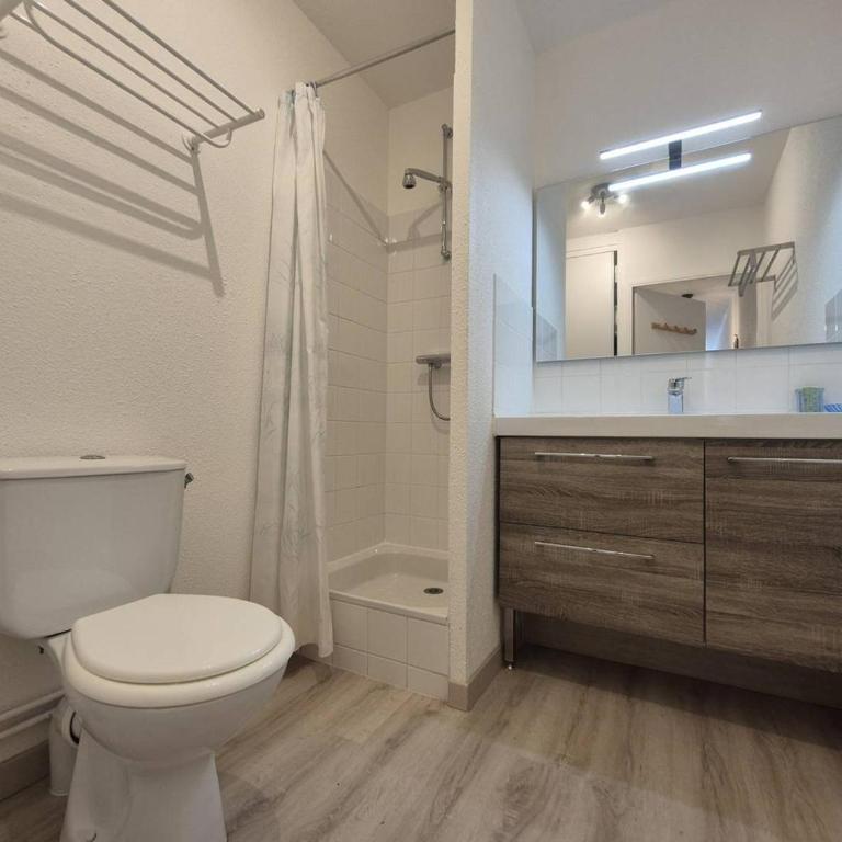 Appartement cosy à Cauterets avec parking et wifi - FR-1-812-154 - Appartement - 4