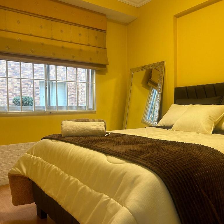 Apartamento excelete ubicación en Quito - Three-Bedroom Apartment - 1