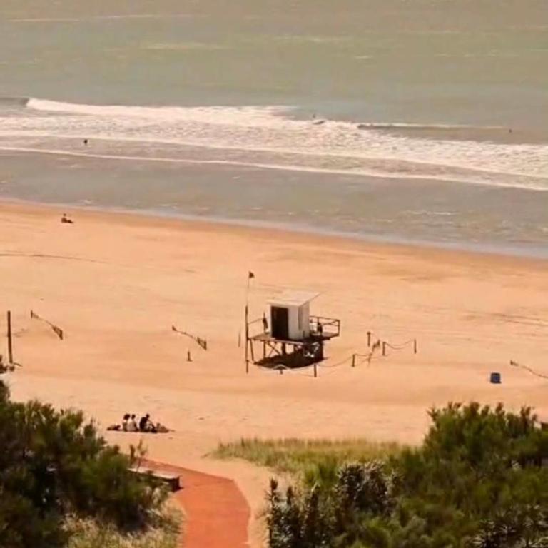 Villa Gesell departamento frente al mar - Two-Bedroom Apartment - 7