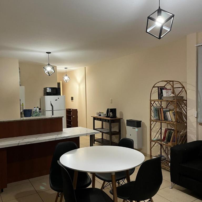 Confortable departamento en el centro de la ciudad - Apartamento de 1 dormitorio - 2