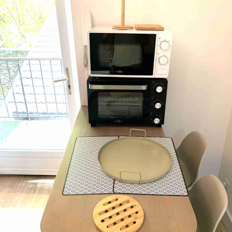 Studio TAM-TAM - One-Bedroom Apartment - 10