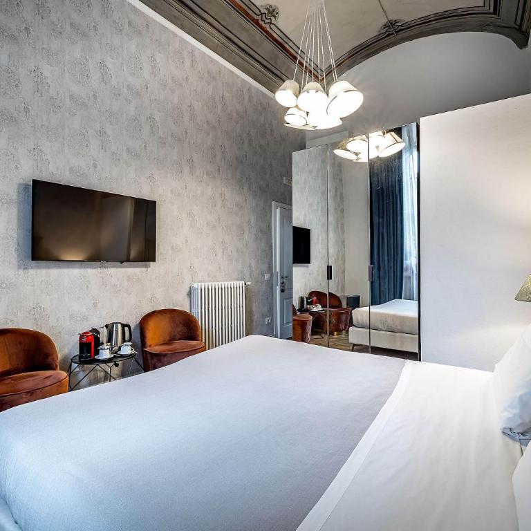 Residenza D'Epoca Al Numero 8 - Deluxe Double or Twin Room - 15