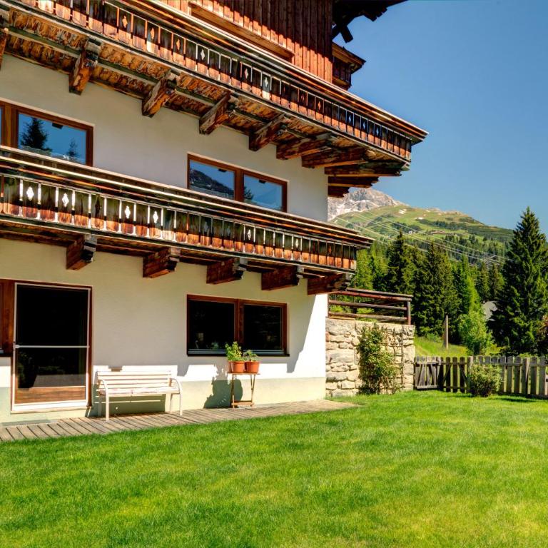 Pension Sattelkopf - Doppelzimmer - Rosanna - 4