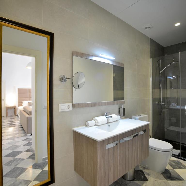 El Armador Casa Palacio by Luxury Suites Cádiz - Estudio Deluxe con balcón - 7