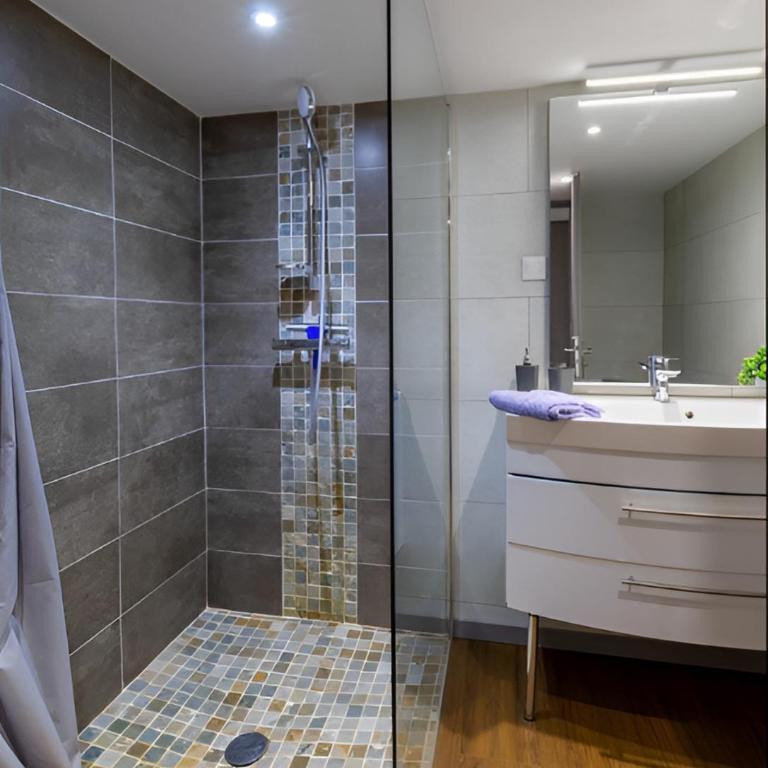 Chalet 8 personnes, face aux montagnes - Chalet 3 Chambres - 11