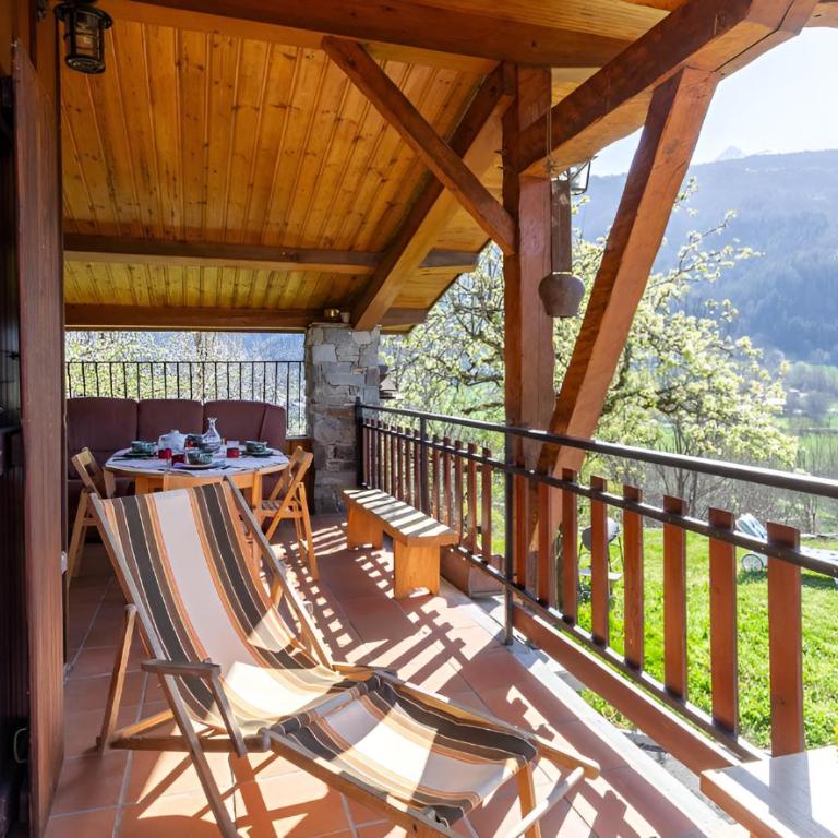 Chalet 8 personnes, face aux montagnes - Chalet 3 Chambres - 14