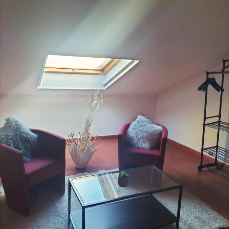 House in Garden - Two-Bedroom House - 32