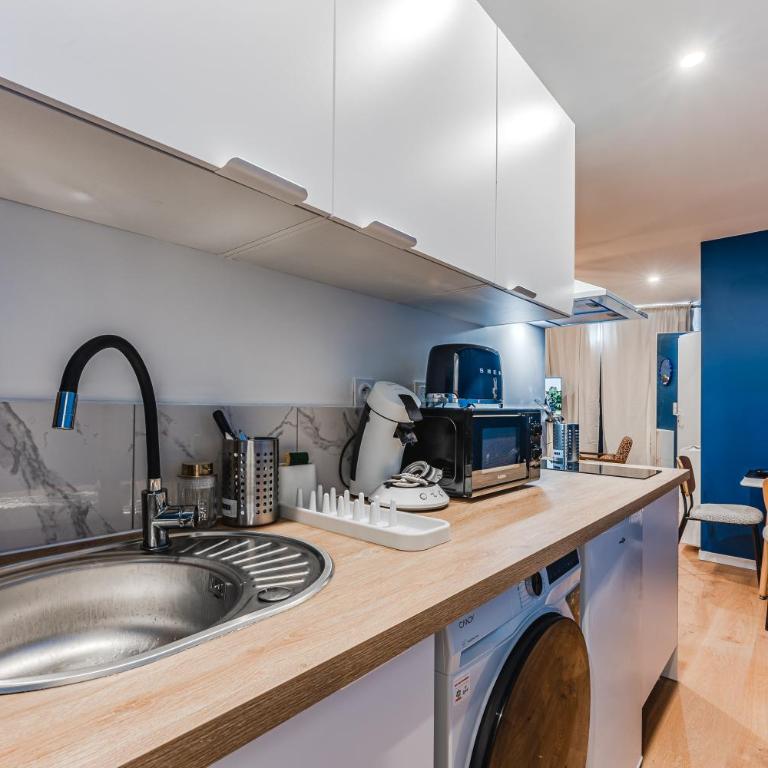 Hyper-centre, Entre Ciel et Mer, Spa et Sauna - One-Bedroom Apartment with Spa Bath - 5