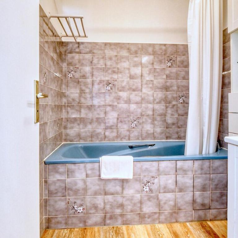 Fenua - Apartamento de 2 dormitorios con vistas a la ciudad - 10