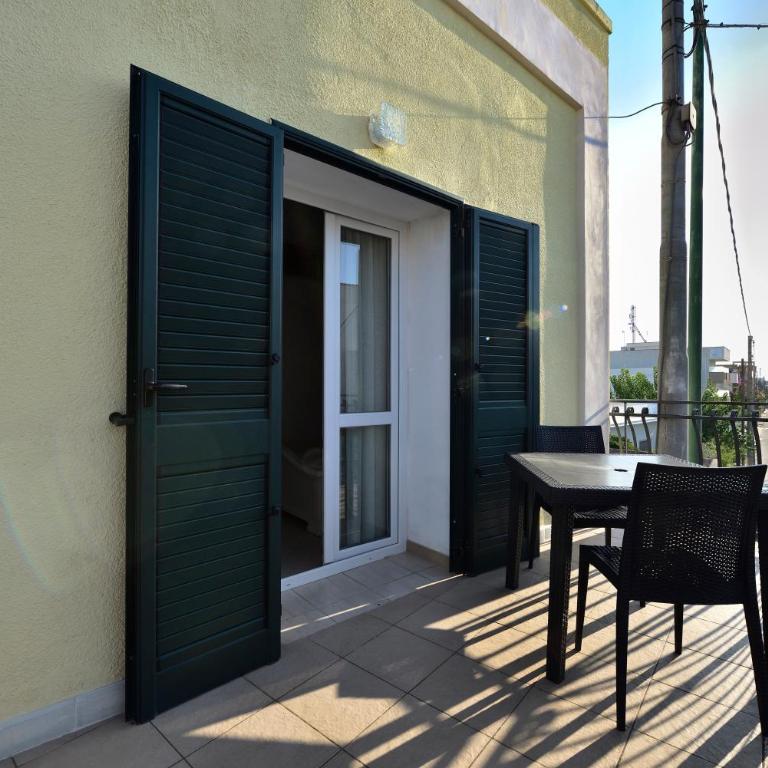 Relax Affittacamere - Apartment with Balcony - 27