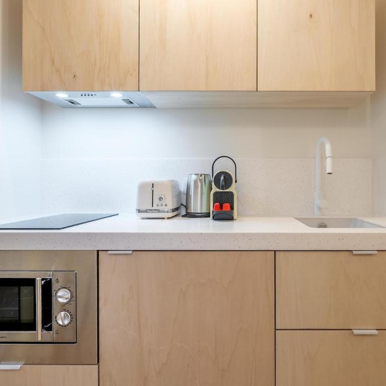 Logement elegant avec patio prive et climatisation - Appartamento Deluxe con 1 Camera da Letto - 16
