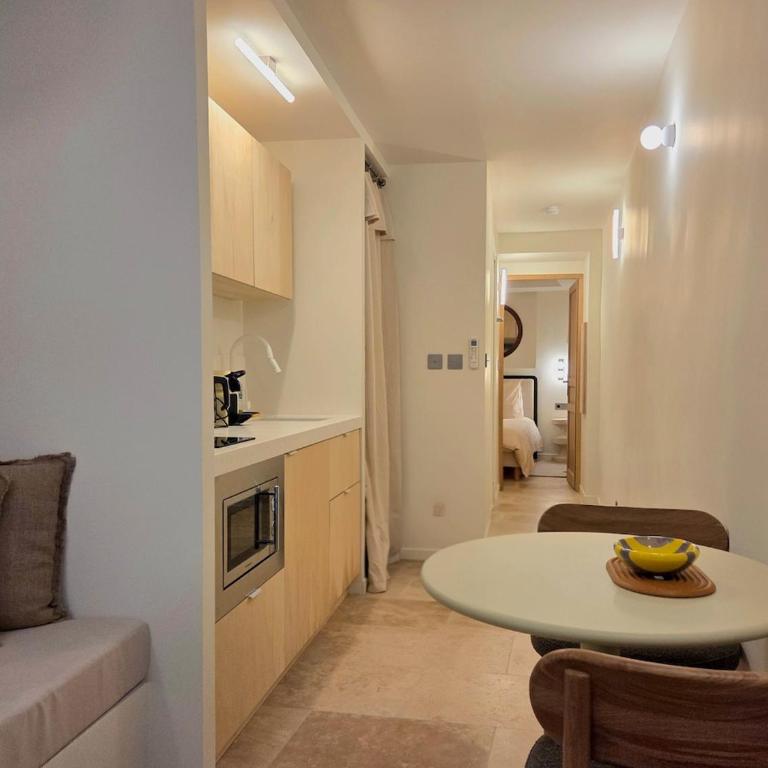 Logement elegant avec patio prive et climatisation - Appartamento Deluxe con 1 Camera da Letto - 11