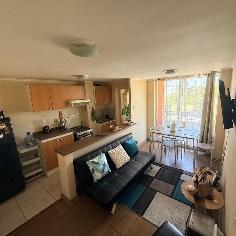 Departamento diario Temuco con estacionamiento - Three-Bedroom Apartment - 1