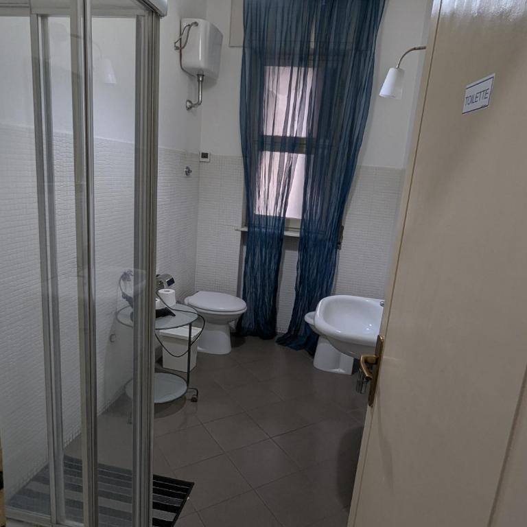Pearl Pisa guest house - Double Room with Shared Bathroom - 8