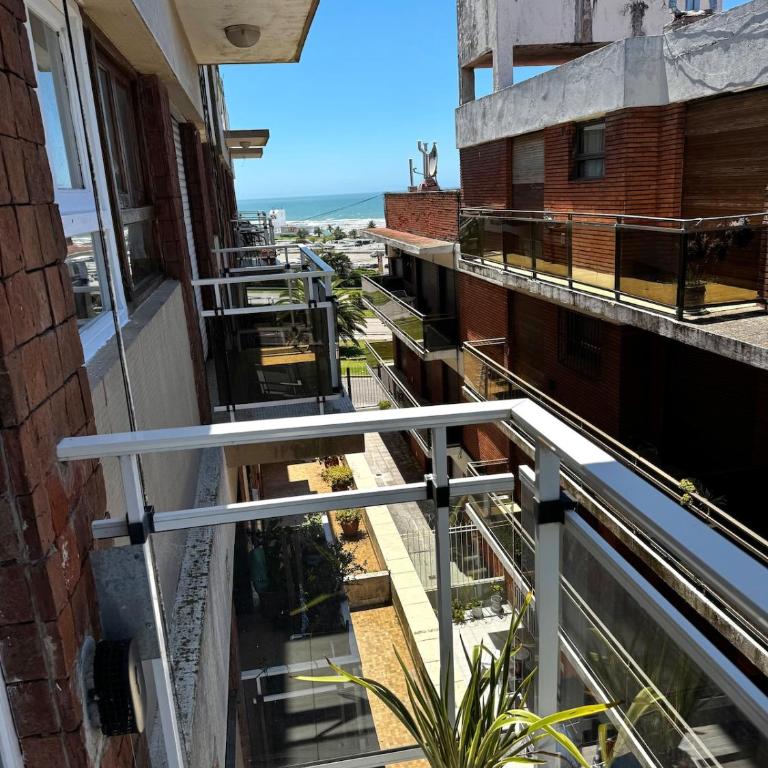 Estrena departamento en Punta Mogotes - One-Bedroom Apartment - 10