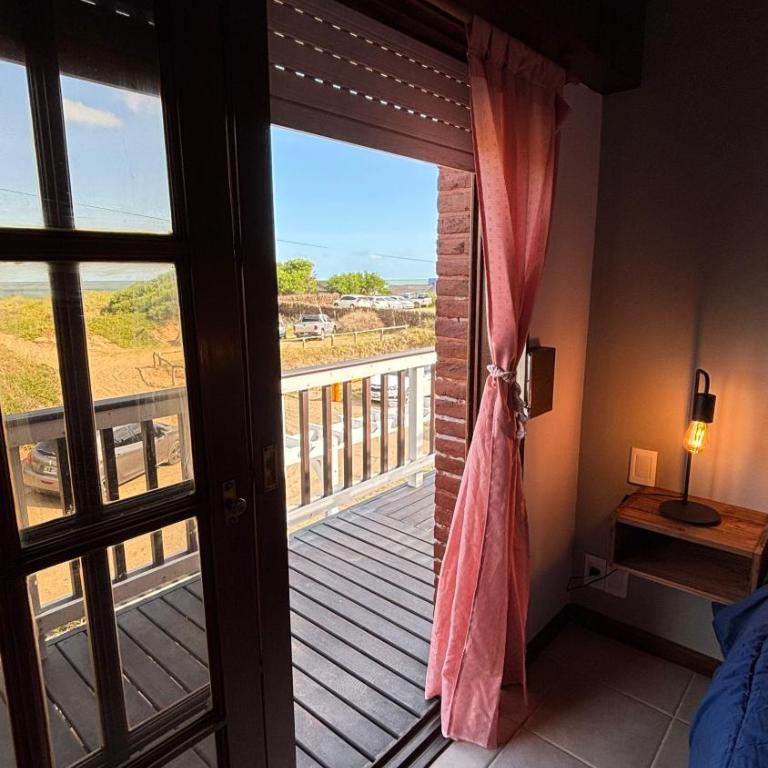Qatro Frente al mar - Four-Bedroom House - 10