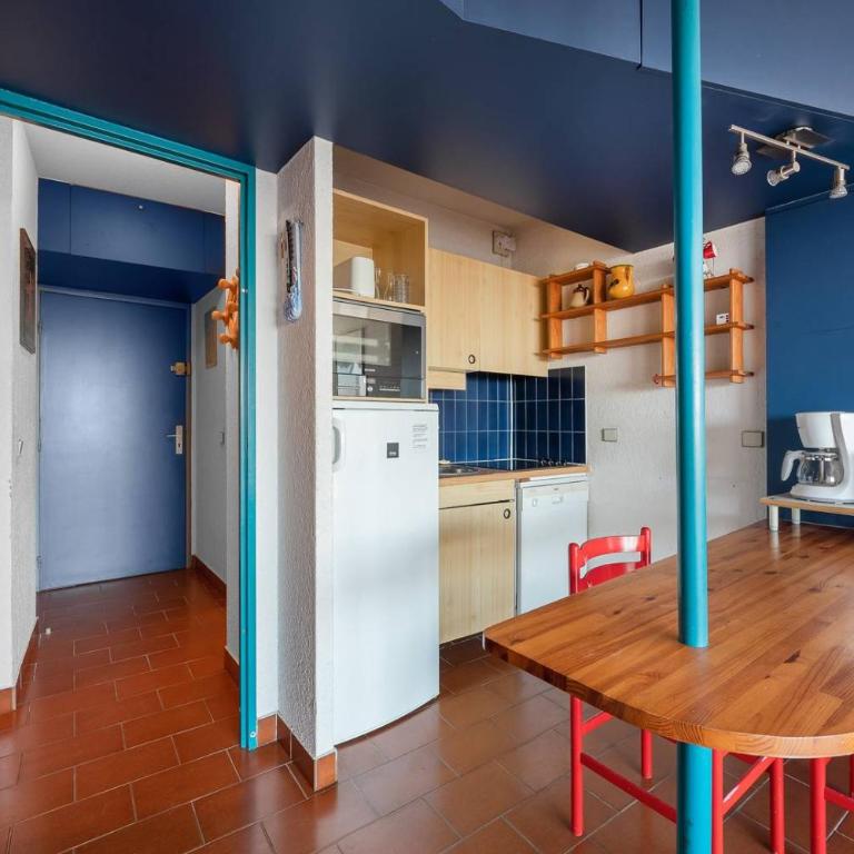 AS8313 - P2 cabine avec parking privé, accès direct à la plage - Apartment with Garden View - 5