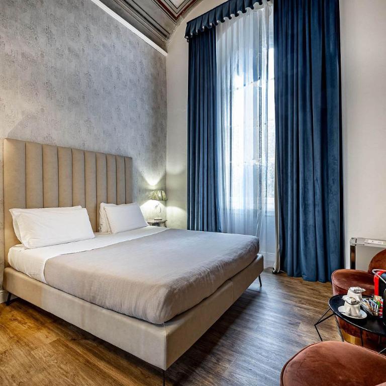 Residenza D'Epoca Al Numero 8 - Deluxe Double or Twin Room - 17