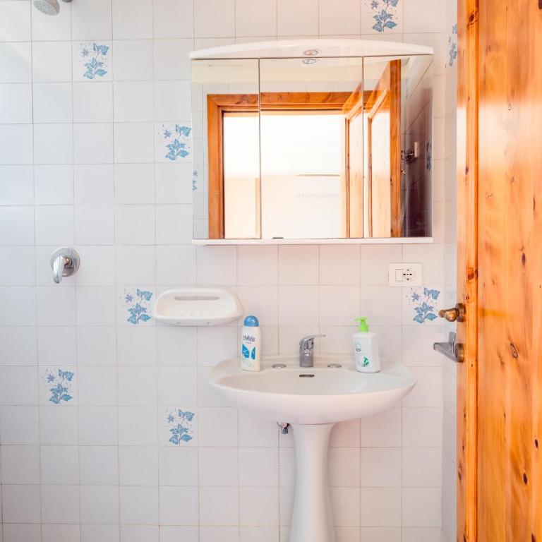 Villa La Catena - Three-Bedroom Apartment - 49