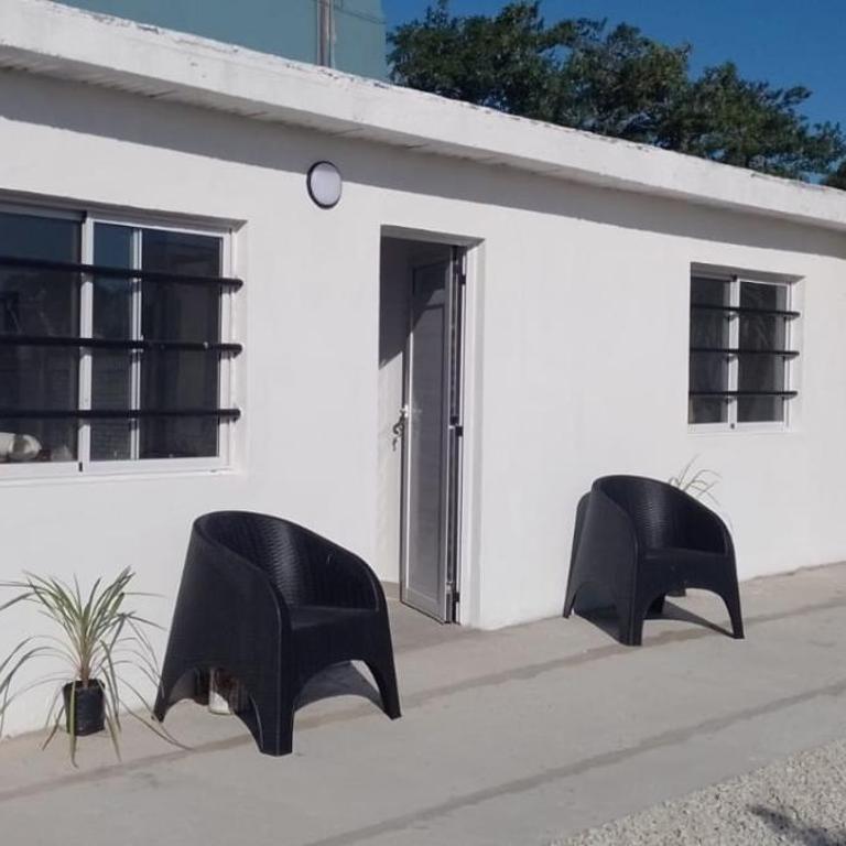 Depto con amplio parque compartido 4 personas - Apartamento de 2 dormitorios - 1