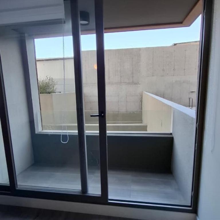 Hermoso departamento en primero piso - Two-Room Apartment - 12