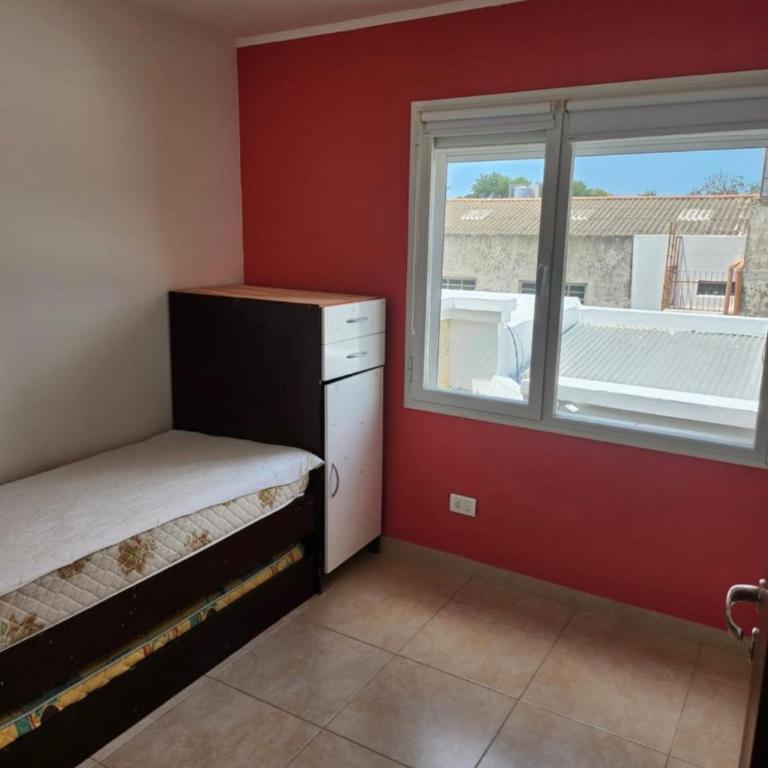 Casa de temporada en necochea disponible febrero y marzo - Three-Bedroom House - 12