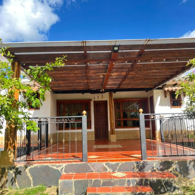 Cabaña Los Naranjos - Three-Bedroom House - 17