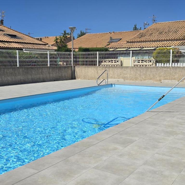 Les Diamantines Résidence piscine proche mer - Two-Bedroom House - 2