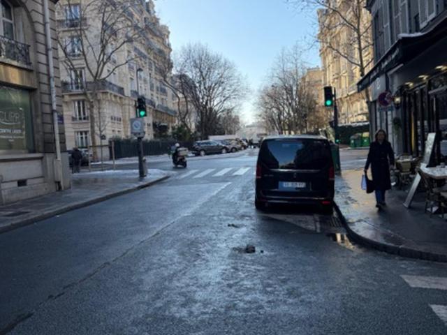 Tour Eiffel 214 rue de Grenelle - Appartement 1 Chambre - 14